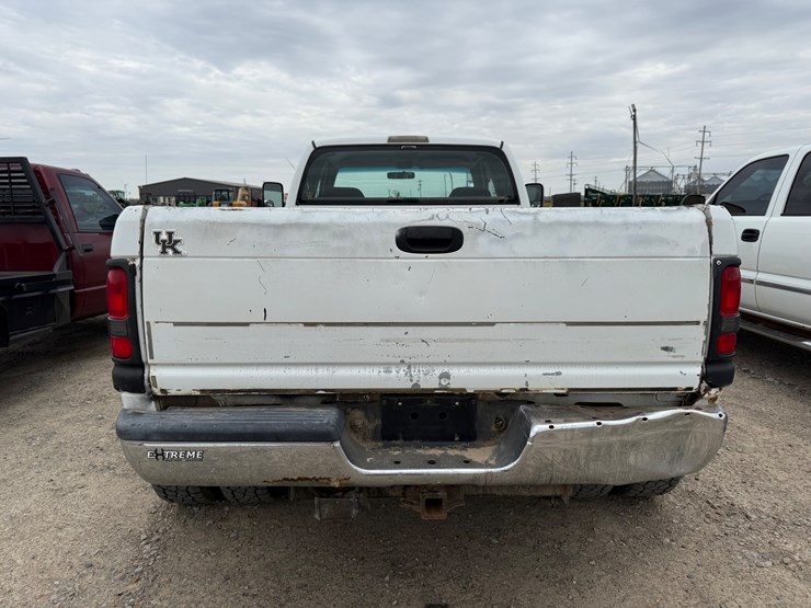 1999-dodge-ram-3500-image-5