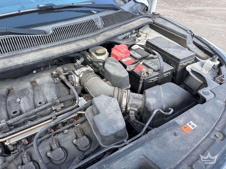 2015-ford-explorer-image-7