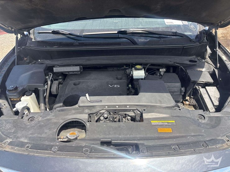 2013-infiniti-jx35-awd-suv-image-17