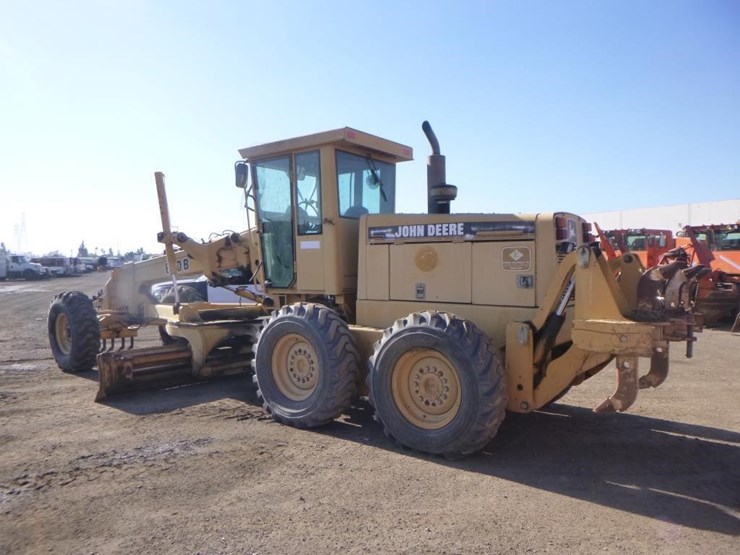 1996-deere-670b-image-4