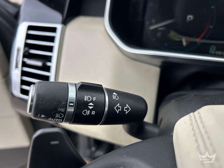 2013-land-rover-range-rover-image-14