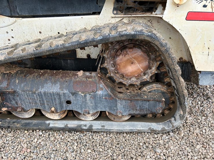 2016-bobcat-t550-image-18