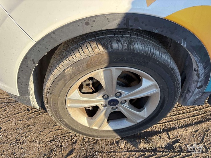 2016-ford-escape-image-26