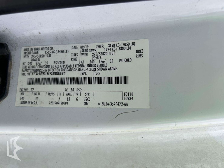 2019-ford-f150-image-5