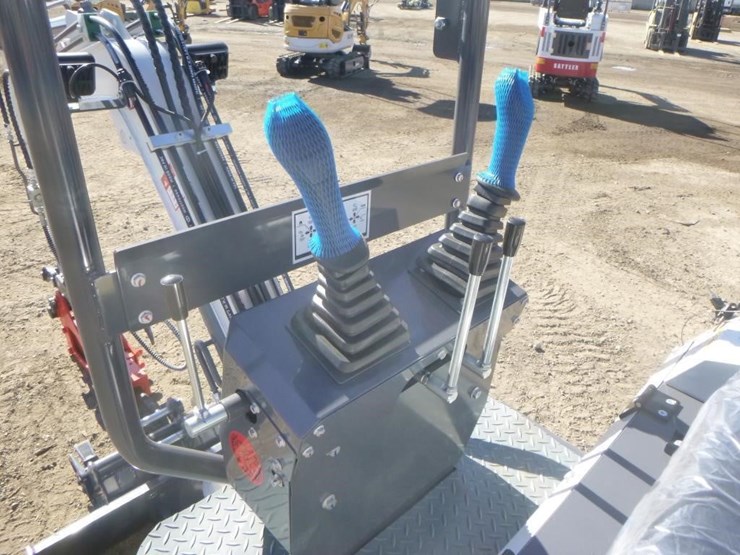 bttl-et12m-6-hydraulic-excavator-image-21