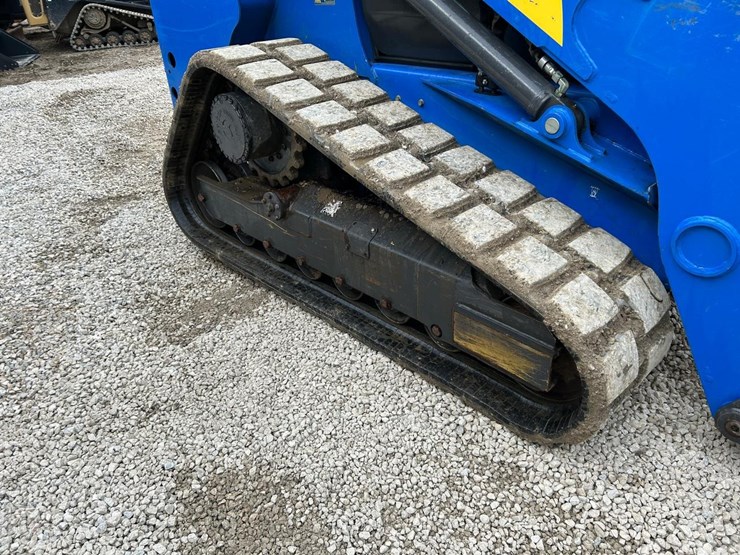 2022-new-holland-c362-image-12