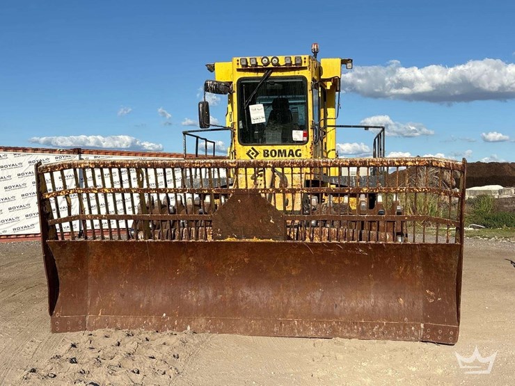 2018-bomag-bc572-articulated-refuse-compactor-image-9