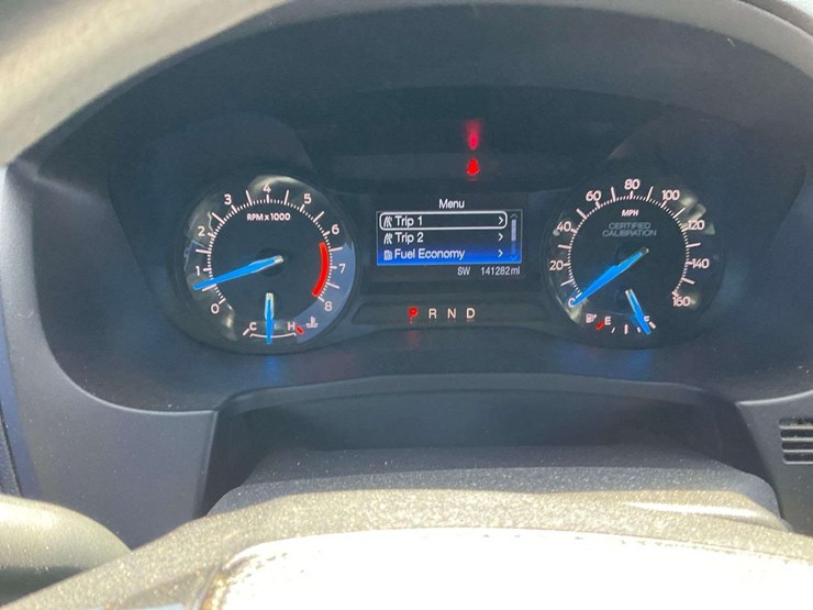 2016-ford-explorer-image-13