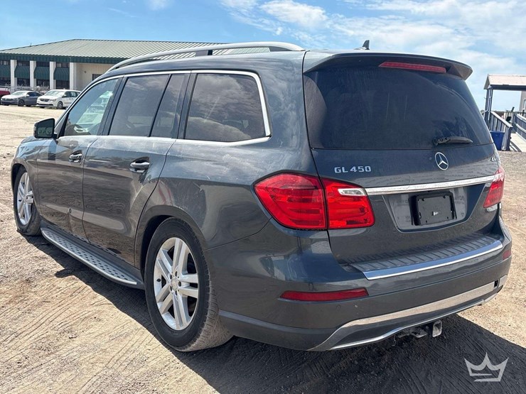 2013-mercedes-benz-gl450-image-4