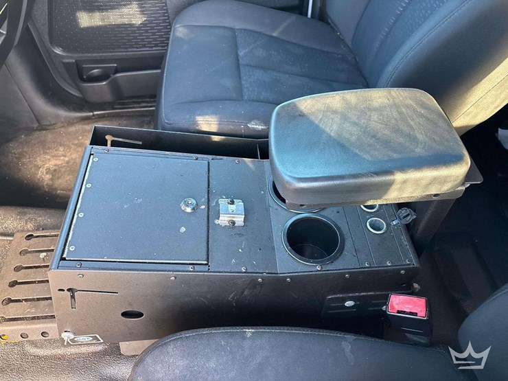 2016-ford-expedition-image-13