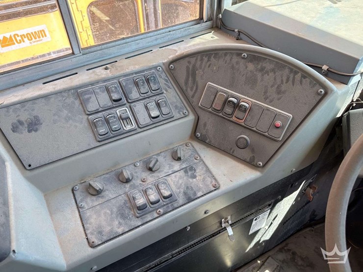 2001-international-2001-image-27