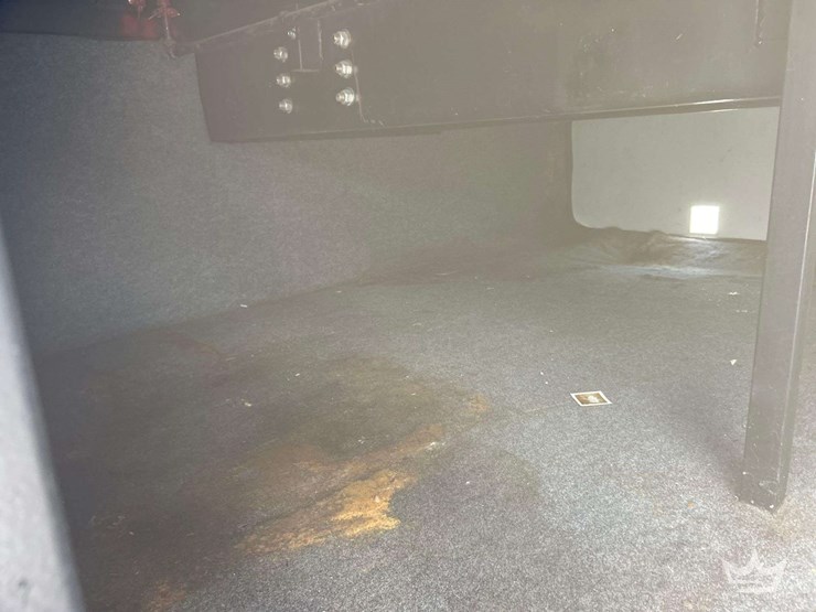 2006-freightliner-tuscany-4077-40ft-class-a-motorhome-image-11