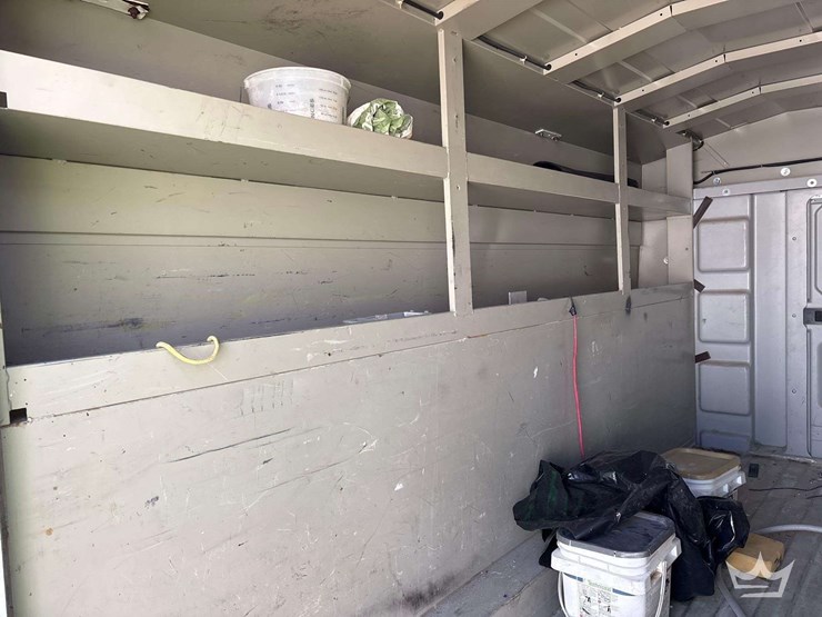 2016-ford-transit-image-23