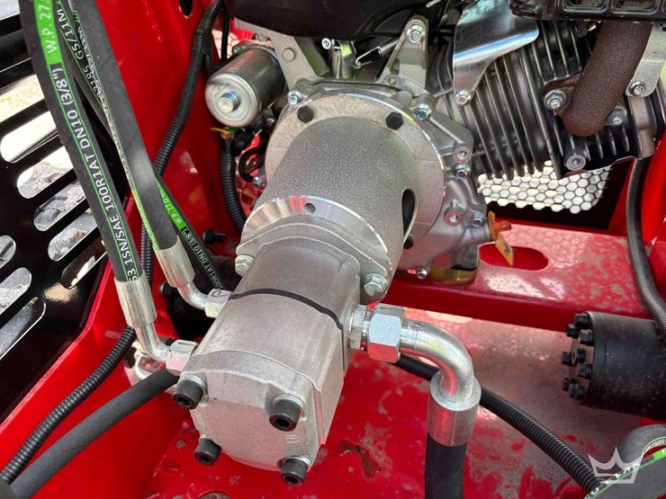 2025-ht360w-mini-walk-behind-track-loader-skid-steer-image-18