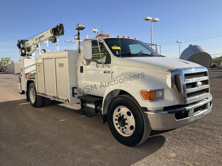 2008-ford-f650-image-4