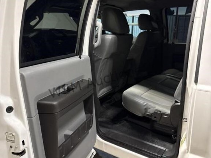 2016-ford-f350-image-27