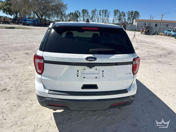 2019-ford-explorer-image-20