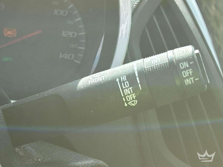 2014-chevrolet-equinox-image-16