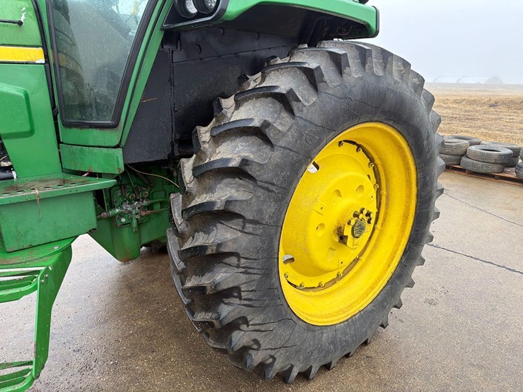 john-deere-4650-image-20
