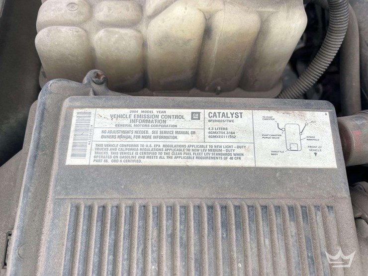 2004-chevrolet-silverado-1500-image-10