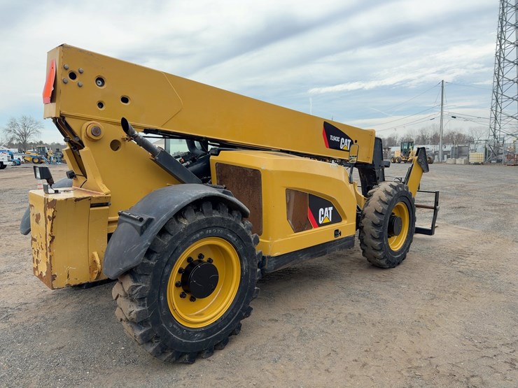 2014-caterpillar-tl943c-image-5