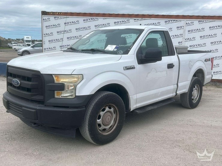 2017-ford-f150-image-1