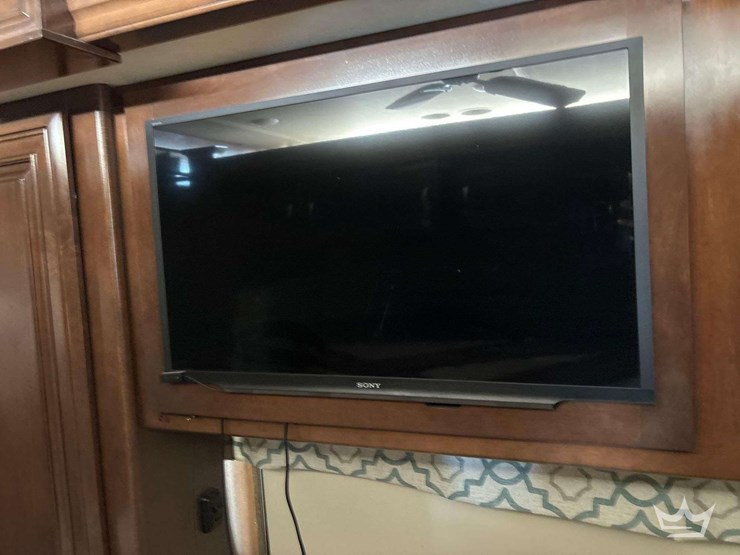 2018-freightliner-thor-venetian-400xcr-a40-41ft.-class-a-motorhome-image-51