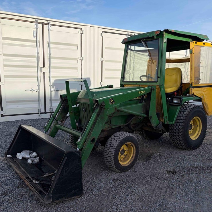 JOHN DEERE 855