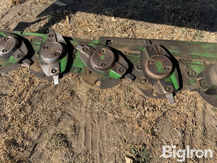 john-deere-275-image-11