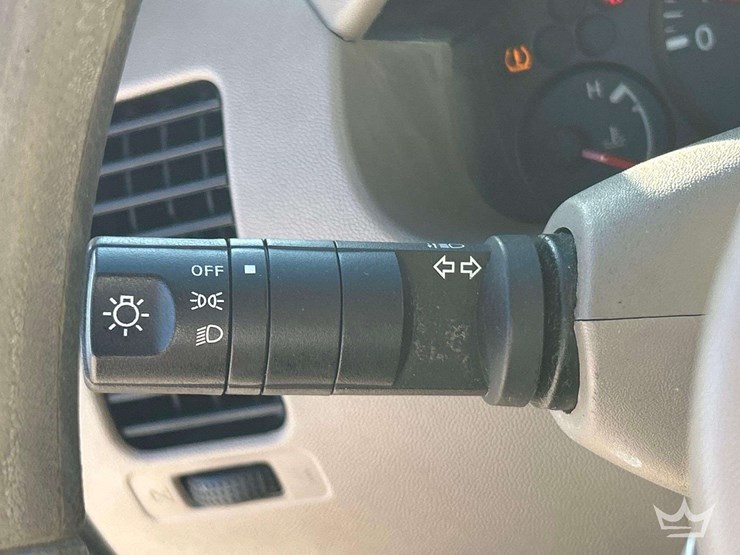 2015-nissan-frontier-image-16