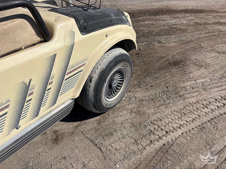 2002-ezgo-electric-cart-image-11