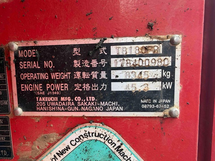 2013-takeuchi-tb280fr-image-17