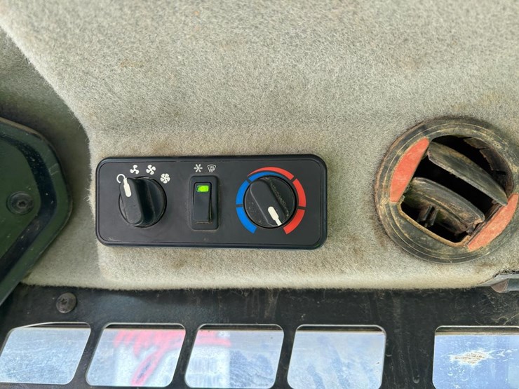 2023-bobcat-t66-image-26