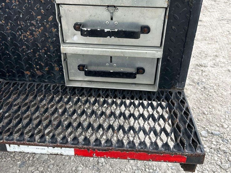 2012-ford-e450-image-57