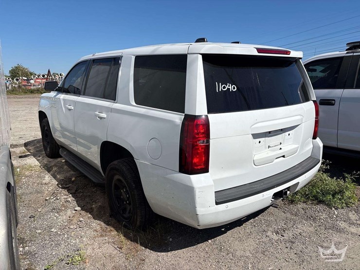 2019-chevrolet-tahoe-image-4