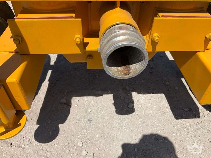 smalline-4in.-double-diaphragm-s/a-towable-trash-pump-image-9