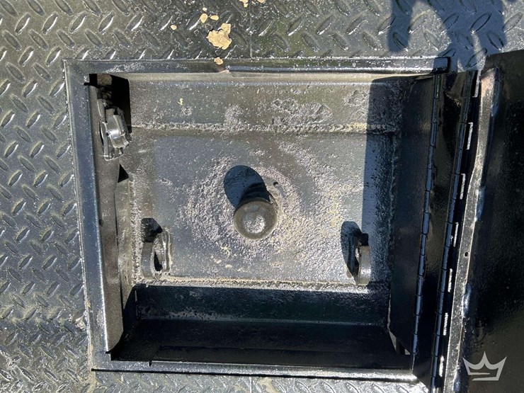 2015-ram-5500-rki-10ft.-utility-flatbed-truck-image-26