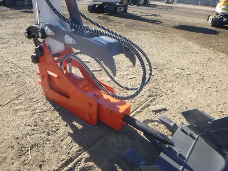 bttl-et15h-6-hydraulic-excavator-image-9