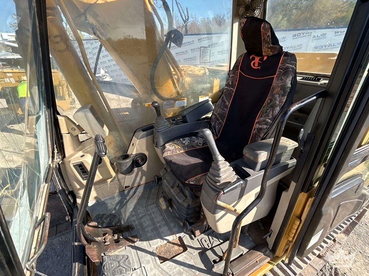 2004-caterpillar-315c-image-12