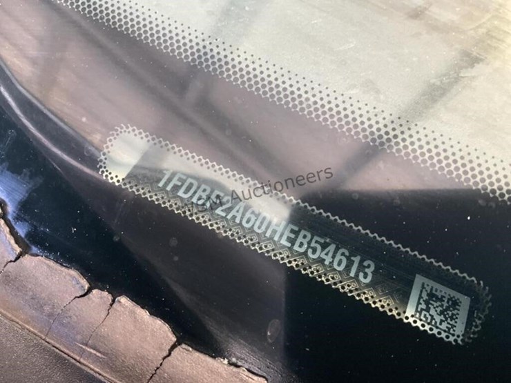 2017-ford-f250-image-14