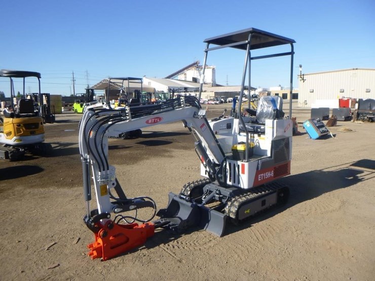 bttl-et15h-6-hydraulic-excavator-image-1