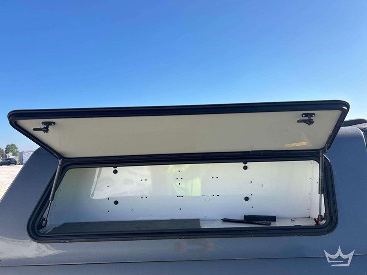 2021-ford-f150-image-25