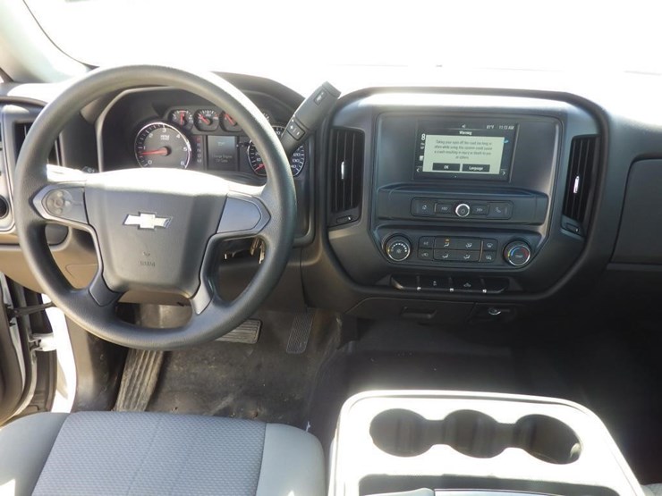 2016-chevrolet-1500-image-9