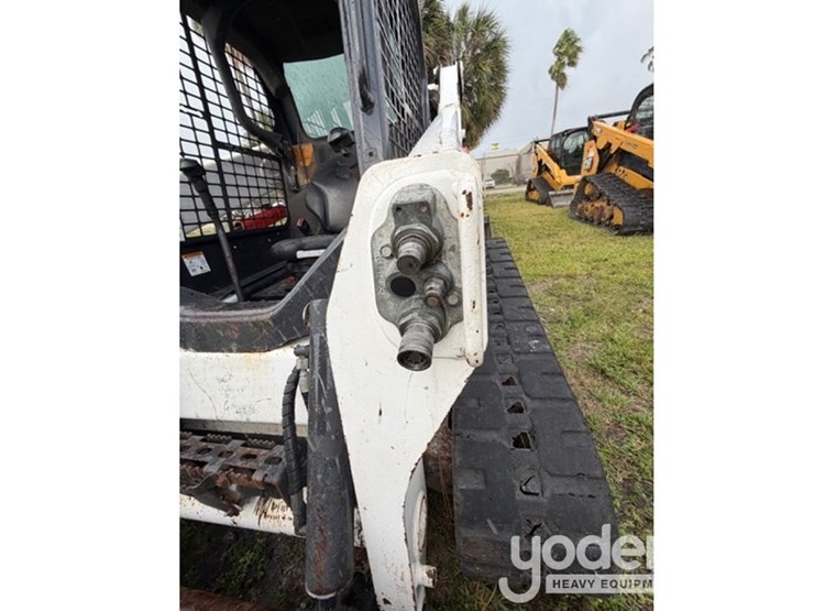 2020-bobcat-t590-image-5