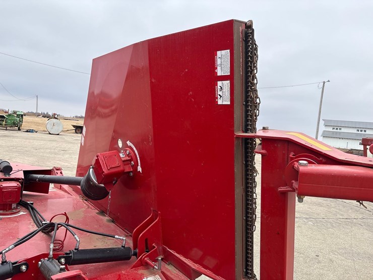 2023-buhler-y1531-15ft-batwing-mower-image-29