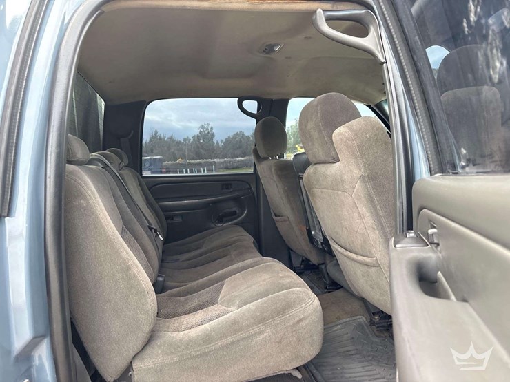 2007-chevrolet-silverado-3500-image-27