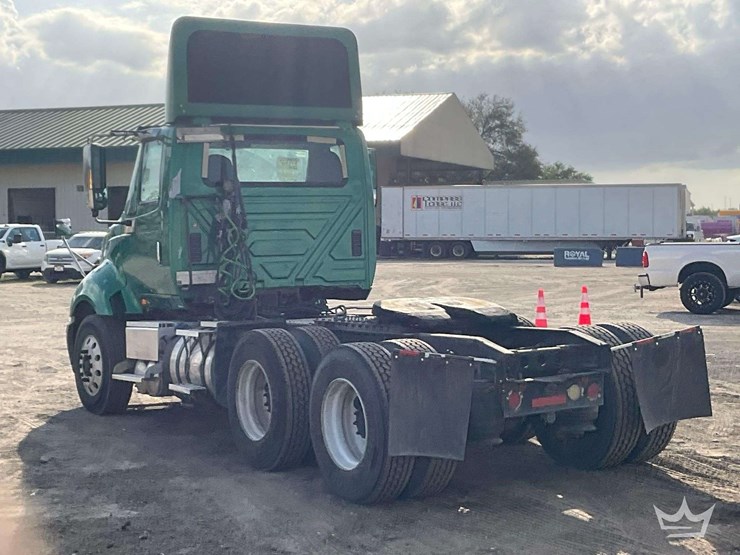 2015-international-prostar-image-4