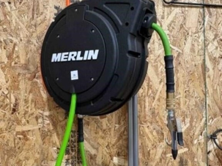 merlin-air-hose-reel-image-1