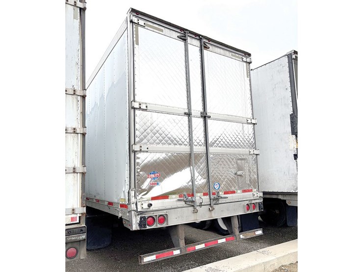 2014-utility-3000r-image-2