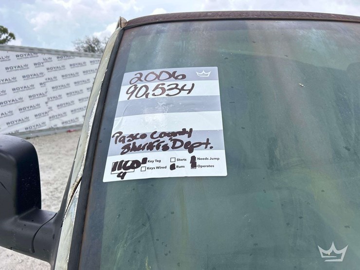 2016-chevrolet-express-2500-image-23